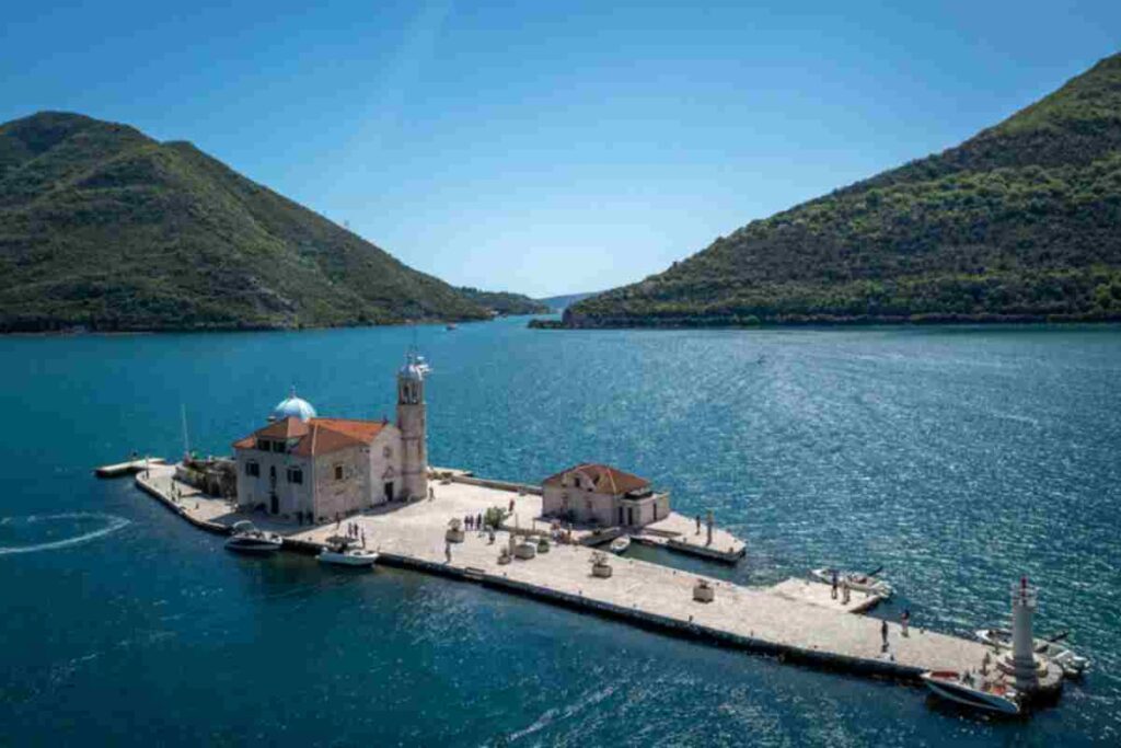Madonna dello Scalpello, Montenegro (Foto del Ministero del Turismo, Ecologia, Sviluppo Sostenibile e Sviluppo della Regione Settentrionale)